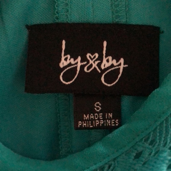 By & By Sleeves Flowing Dress in Turquoise Size Small - Picture 9 of 10